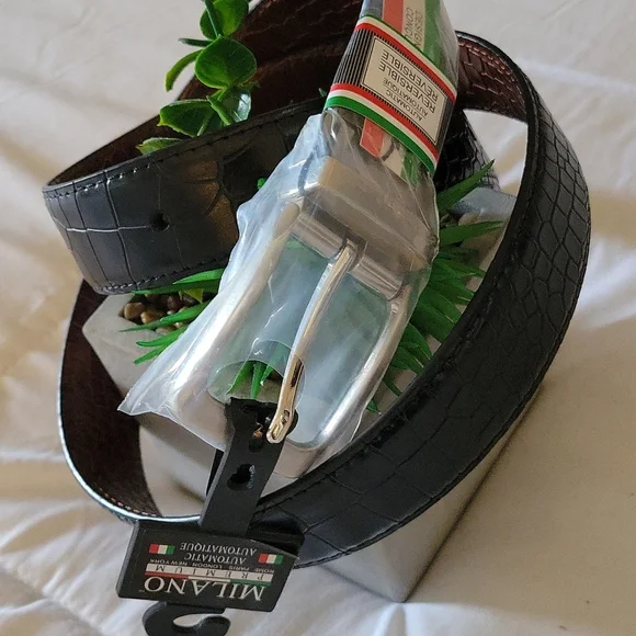 MEN'S REVERSIBLE BELT - Picture 2 of 6